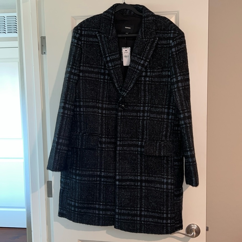 Men’s Peacoat NWT Size Large